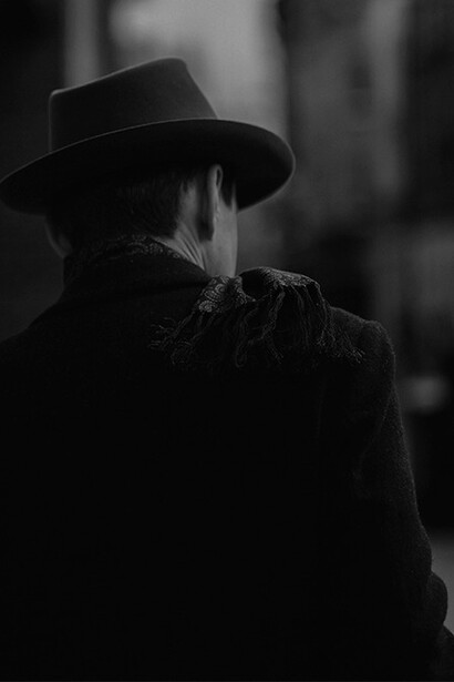 Espião. 24 obras, uma nova obra por ano desde 2000