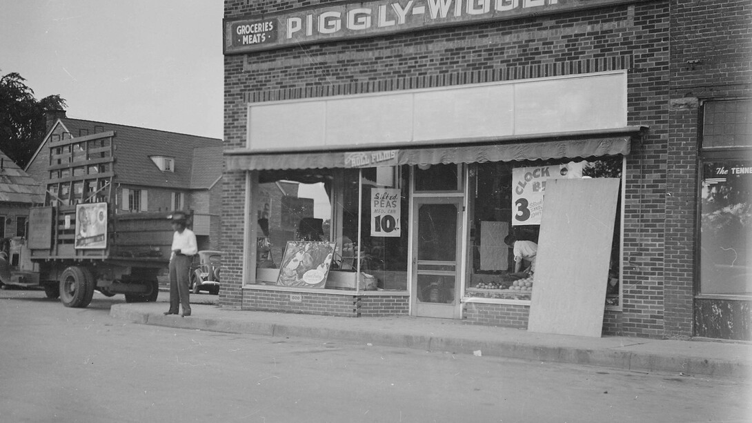 The Piggly Wiggly store in Crossville Tennessee in 1939, USA