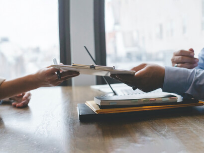 Colloquio di lavoro. Per tutti quelli che hanno superato questa età c’è una sorta di limbo malefico, anche per quel che riguarda le politiche sul lavoro