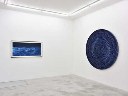 credit photo: Rebecca Fanuele
courtesy: Levi Van Veluw & Praz-Delavallade Paris, Los Angeles