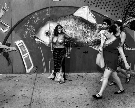 Serendipitous Encounters of a New York Kind. Courtesy of Soho Photo Gallery