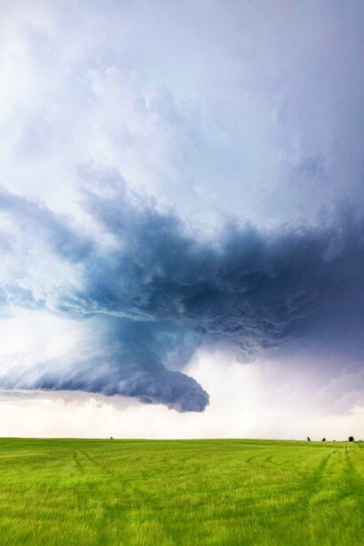 A storm moving closer