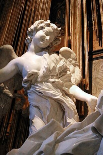 Particolare de L'estasi di Santa Teresa. Con grazia l’Angelo colpisce al cuore la santa rivelando la Grazia e come sigillandone la fede