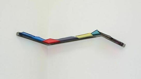 Henrik Eiben, Corner Piece, 2013, Stained glass, steel, 31 x 56 x 16 cm