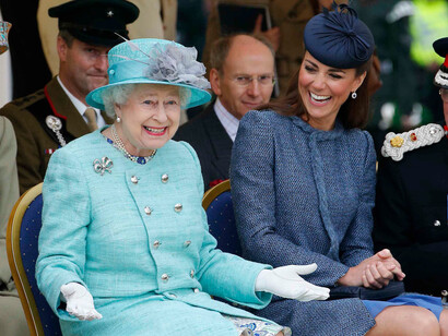 The Queen Elizabeth II and Kate Middleton