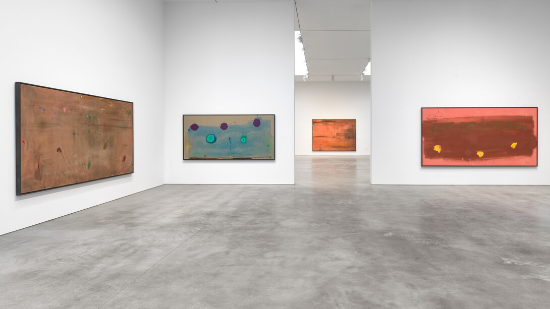 Helen Frankenthaler, The moment and the distance, exhibition view. Courtesy of Gagosian