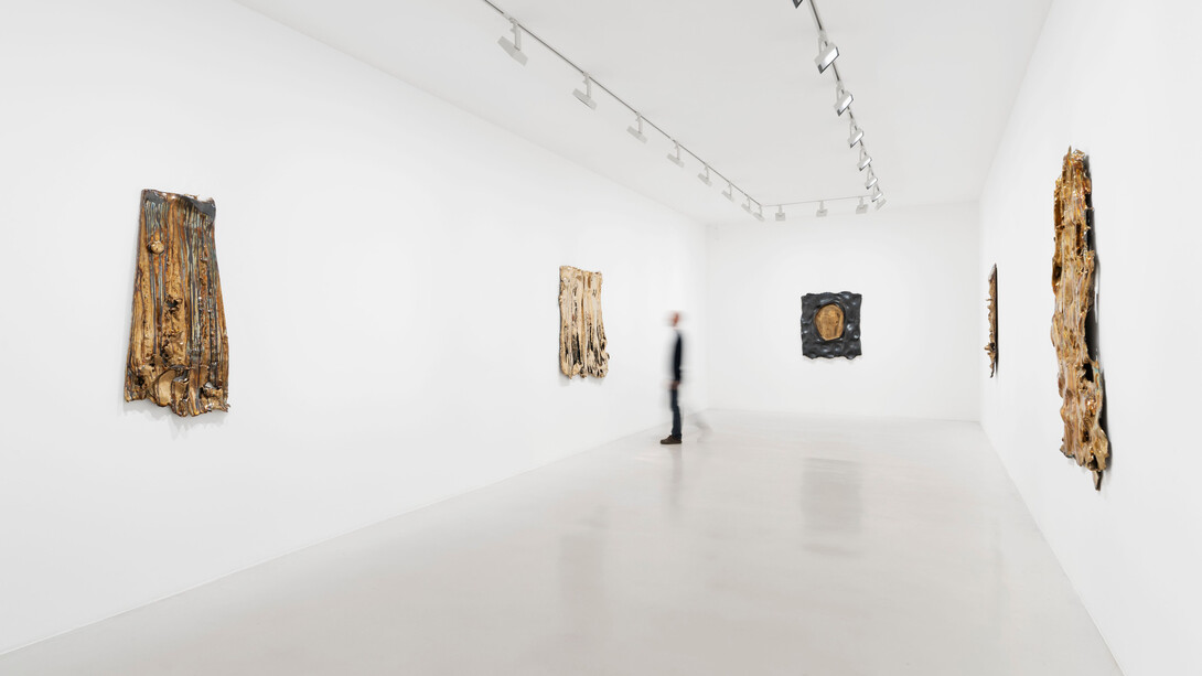 Alma Allen, vue de l'exposition. Avec l'aimable autorisation de la Galerie Perrotin