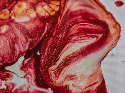 Sfumature di rosso, pittura. L'interconnessione tra arte e natura: riflessioni sulla teoria dei colori di Goethe