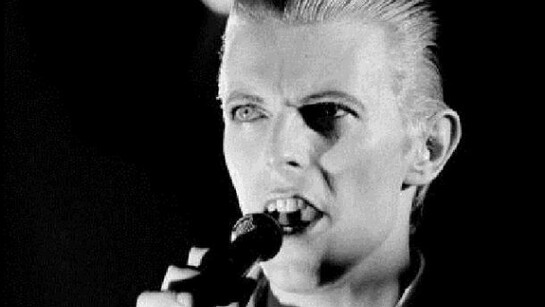 Copenhagen,Denmark, April 29/04/1976: David Bowie performs on stage on the Station To Station world tour in his Thin White Duke era at the Falkoner Teatret. (Photo by Jorgen Angel/Redferns)