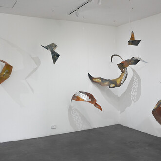 Various artists, Un minuto en la vida del mundo, exhibition view. Courtesy of Q Galeria