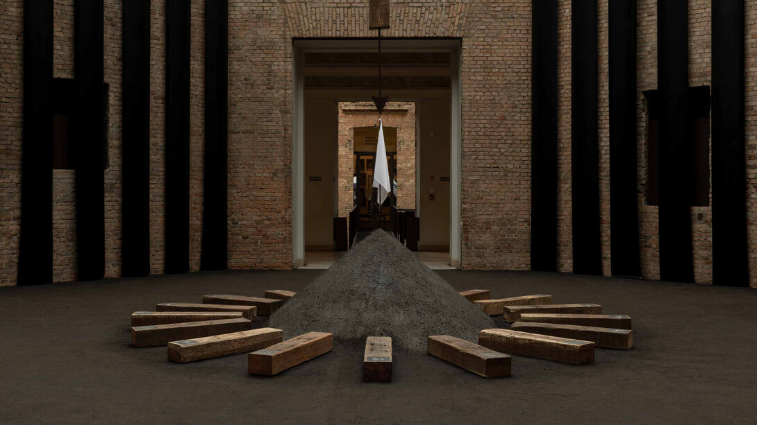 Luana Vitra, White flag, exhibition view. Courtesy of Pinacoteca