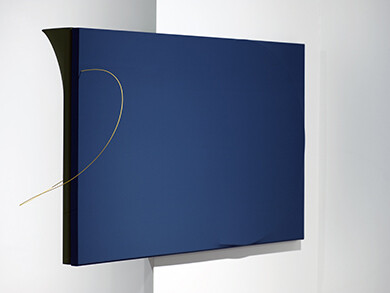 Jungouk Hong, inter-, 2015, acylic, cloth, wire and wood on transformational canvas, 140 x 76 x 47 cm