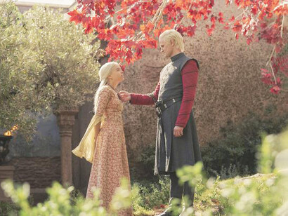 La princesa Rhaenyra Targaryen y su tío, el príncipe Daemon Targaryen, en la serie de televisión 'La Casa del Dragón'