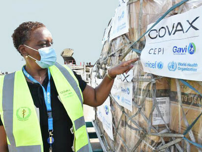 Russland und China haben Hunderte Millionen Dosen ihrer Impfstoffe Sputnik V, Sinovac und Sinopharm an über 100 Länder geliefert
