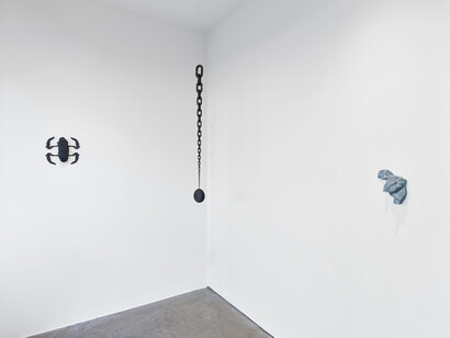 Various artists, time is a flat circle, exhibition view. Courtesy of bitforms gallery