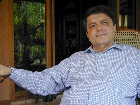 Este nombramiento reconoce su destacada trayectoria literaria y su firme compromiso con la libertad frente a la dictadura nicaragüense
