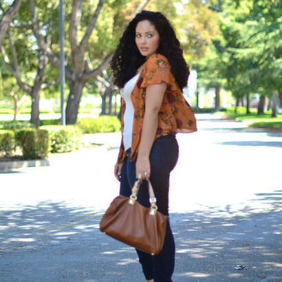 Tanesha Awasthi (Girl With Curves)