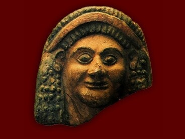 Reggio Calabria: antefissa a testa femminile - reperto dagli scavi dell'area archeologica Griso-Laboccetta