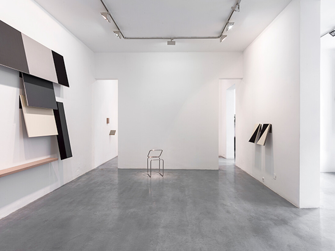 Forget me (not), Exhibition view. Courtesy of Galería Elba Benítez