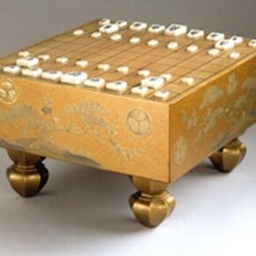 Shogi Set with Tokugawa Crest, 18th century, lacquered wood, ivory pieces. Japanese