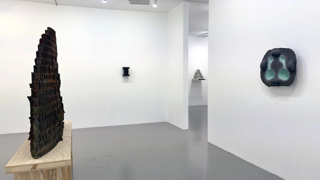 Thomas Sleet, Down river prayer is verb, exhibition view. Courtesy of Bruno David Gallery