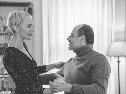 Coppia che danza. Analisi di "C'è ancora domani": come il film racconta la violenza domestica con silenzi, musiche e gestualità