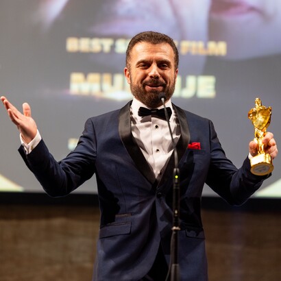 Il regista Mario Maellaro vince nella categoria Best Feature Film, foto di Alessio Falzone