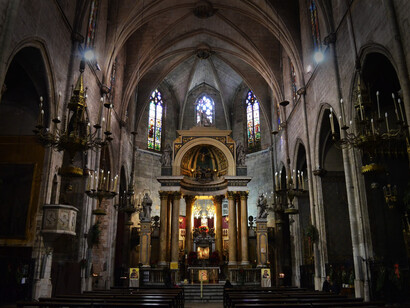 Interior de la basílica de los santos Justo y Pastor, Barcelona