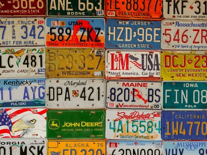 Le caratteristiche e folkloristiche targhe automobilistiche americane