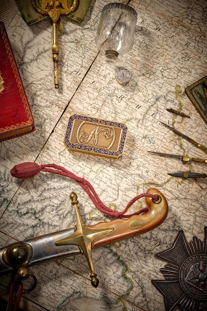 Composition, vente, Napoléons. Courtesy of Artcurial