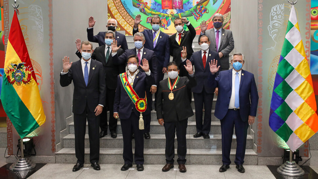 Luis Arce, junto con otros dirigentes (entre ellos, el rey de España Felipe VI y Alberto Fernández) en la toma de posesión de la presidencia