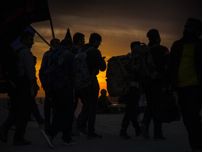 Para que cambie nuestra sociedad hemos de ir cambiando nosotros. Podemos elegir entre diversas alternativas