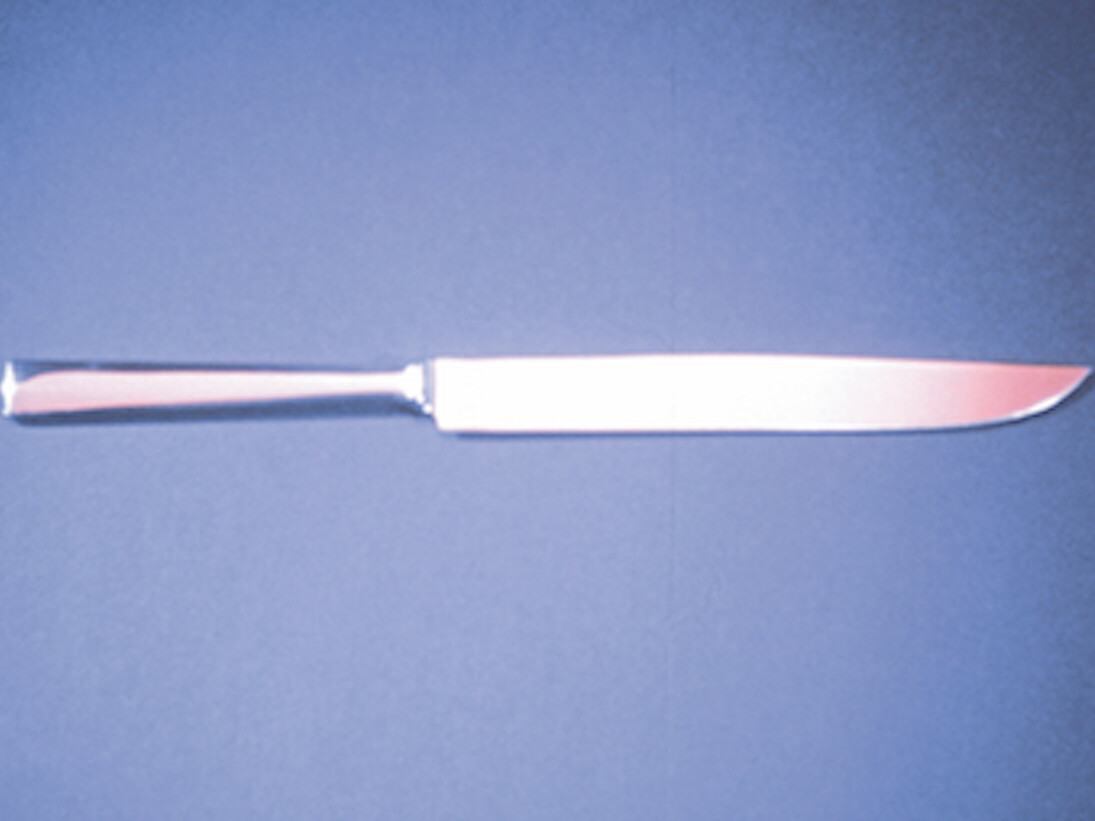 Jack Goldstein (1943-2003) The Knife, 1975, 16 mm film, color, Silent, 4'. Courtesy of Luxembourg & Dayan
