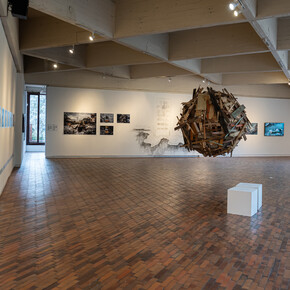 Uýra, Memórias de alagamento [Flooded memories], exhibition view. Courtesy of MAMBO