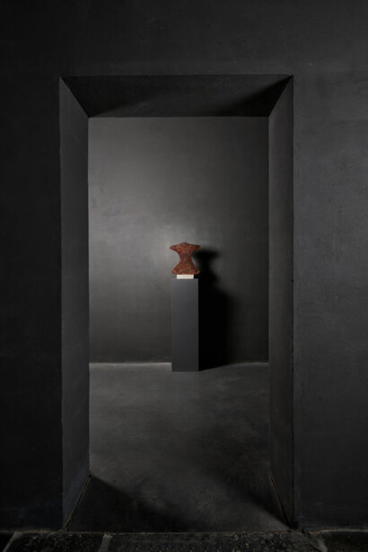 Various artists, Human traces: presence, absence, and material memory, exhibition view. Courtesy of Axel Vervoordt Gallery