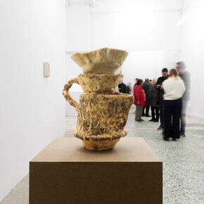 Carlos Fernández-Pello, Alguien nos entenderá cuando estemos muertos, vista de exhibición. Cortesía de Galería Nordés