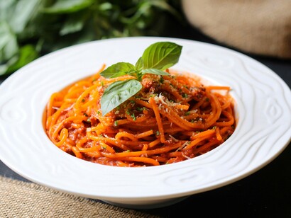 In Italia, la pasta non è solo un cibo, ma un elemento di identità nazionale, simbolo di tradizioni culinarie e passione per la buona tavola