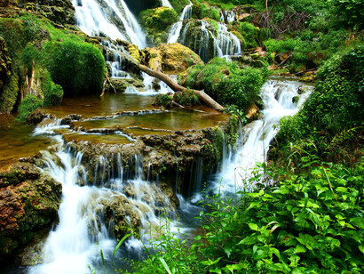 Este darse cuenta individual de la vida, se derrama en cascadas interiores, en sutilezas de percepción únicas