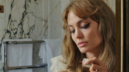 Imagen de la película "Frente al mar", dirigida por Angelina Jolie