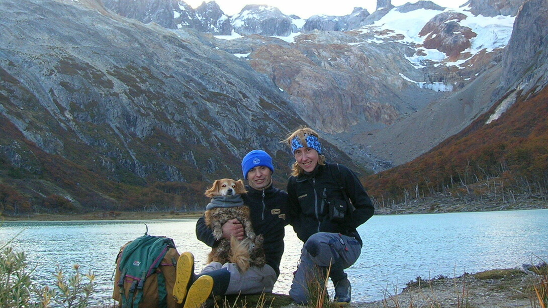 Ruben y Susana con su perro Bernardo