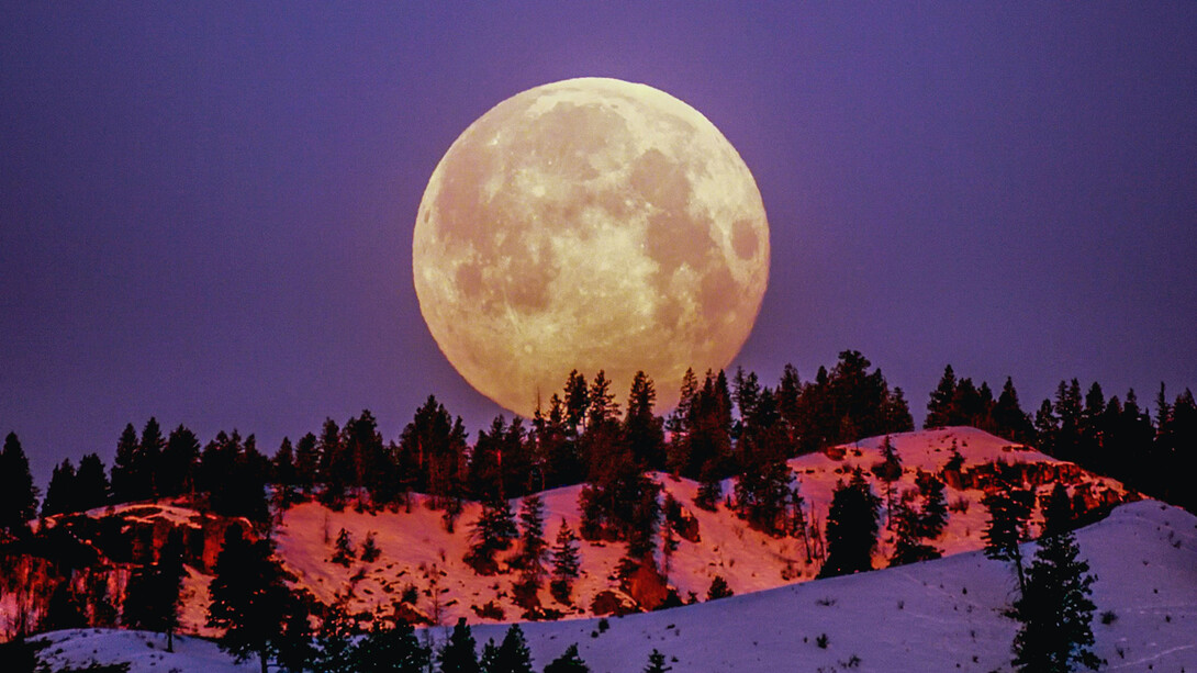 Superlua vista em Bariloche, Argentina