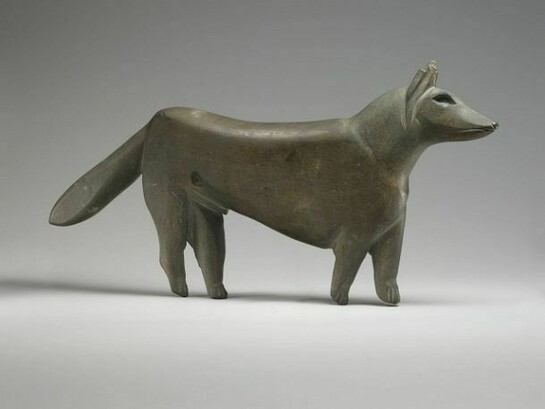 Hearst-Jackal statue.