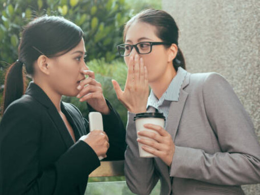 Asian women gossiping and judging—imagery that reflects immigrant loneliness in Europe and the sense of not belonging