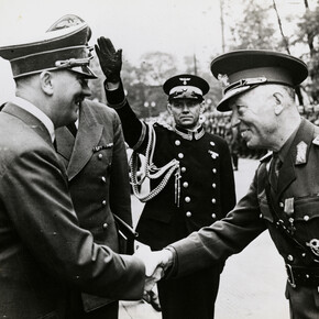 ACME · Unknown Photographer, "Rumania´s Premier Visits Hitler", July 24, 1941, silver gelatin print on glossy fibre paper, printed c. 1941, 16,8 (18,1) x 21,6 (22,8) cm, Courtesy: Daniel Blau Munich/London