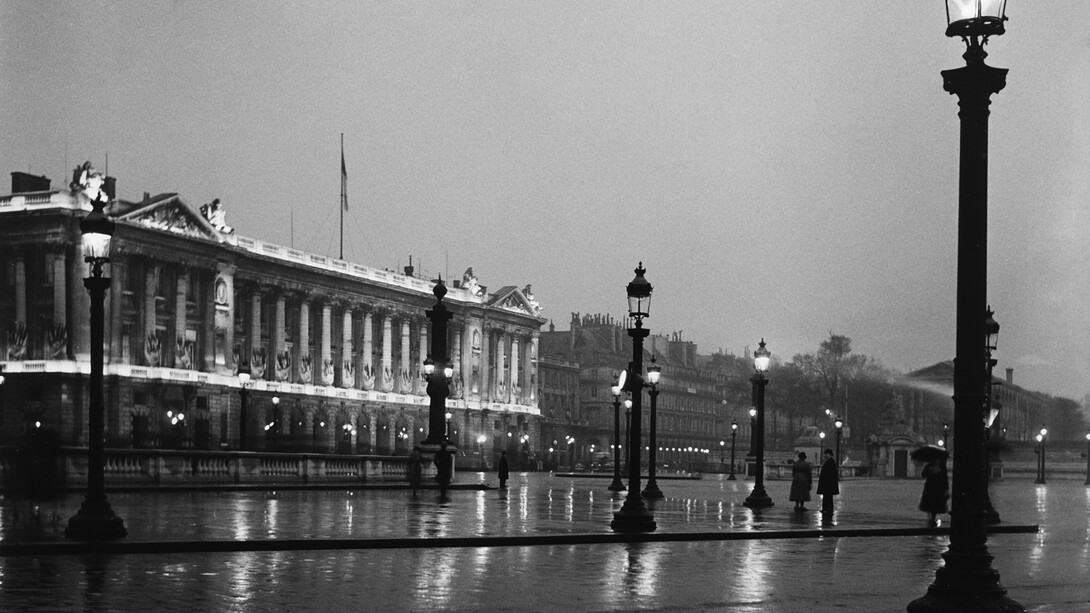 Roger Schall, Place De La Concorde, 1935, Courtesy Galerie Argentic