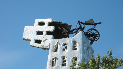Niki de Saint Phalle, Il Giardino dei Tarocchi, La Torre