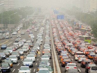 Grandes atascos y contaminación