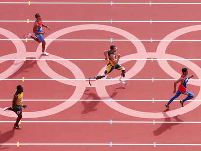 Oscar Pistorius makes Olympic history in the 400 meters