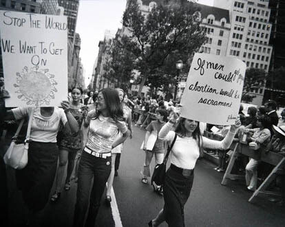 Garry Winogrand, Women are Beautifu. Courtesy of Museo de Arte Moderno