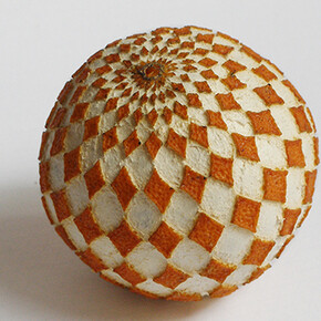  Daniel Steegmann Mangrané Naranja deprimida, 2003 Courtesy the artist
Photo: Teresa Estrada
